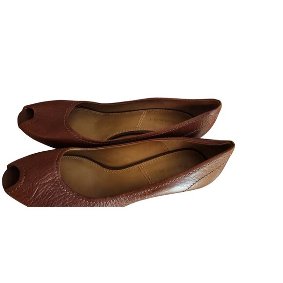 Women Tahari Duane Brown Leather Peep Toe Pump Heel Shoe Size 10 M - Picture 6 of 6